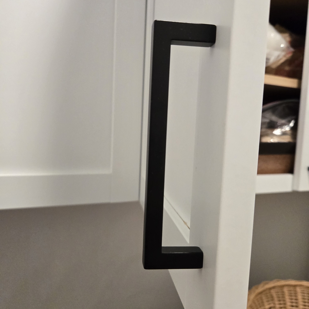 Set Of 6 Matte Black Rectangular Cabinet Pull Handle, 5.25"x5" Centers
